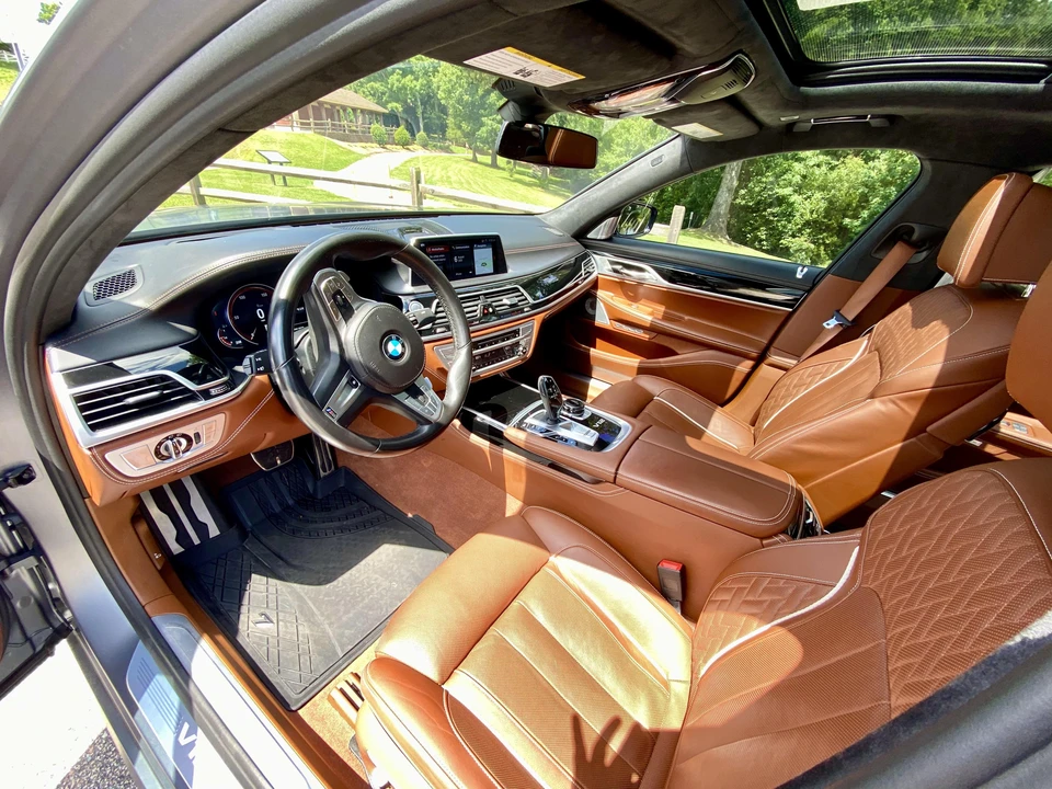 2018 BMW G11/G12 750i & M760i Sedan - Image 26 of 31