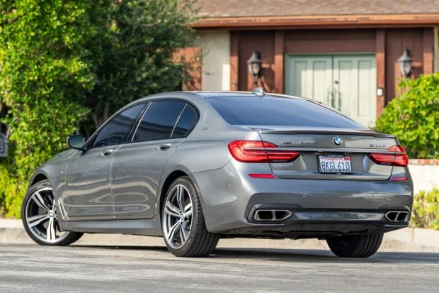 2018 BMW G11/G12 750i & M760i Sedan - Image 2 of 9