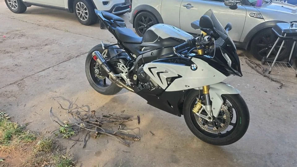 2018 BMW S1000 - Image 2 of 2