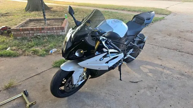 2018 BMW S 1000