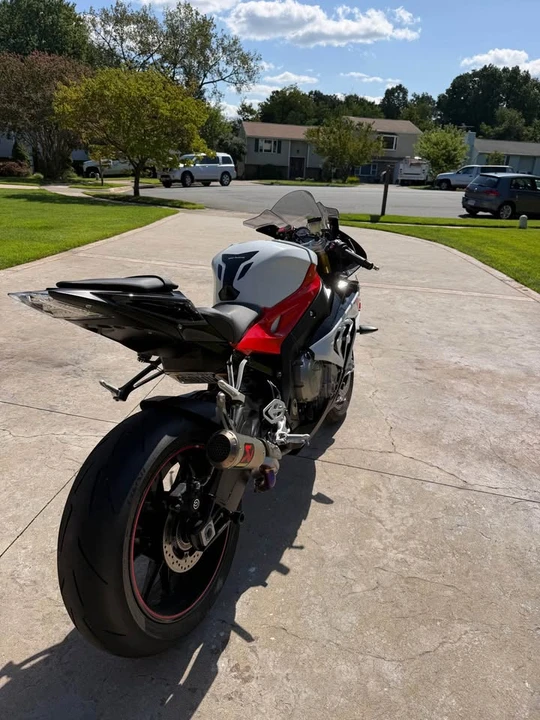 2018 BMW S1000 - Image 3 of 10