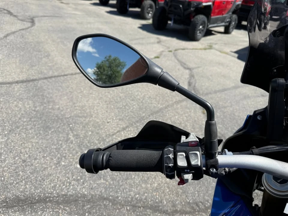 2018 BMW S1000 - Image 17 of 19