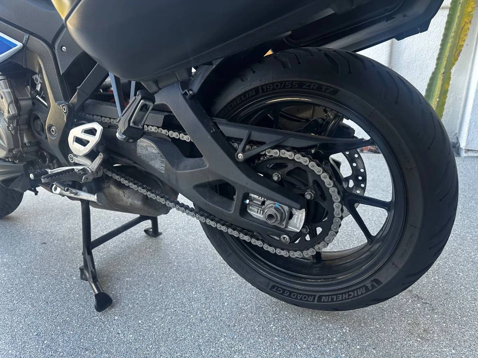 2018 BMW S1000 - Image 13 of 15