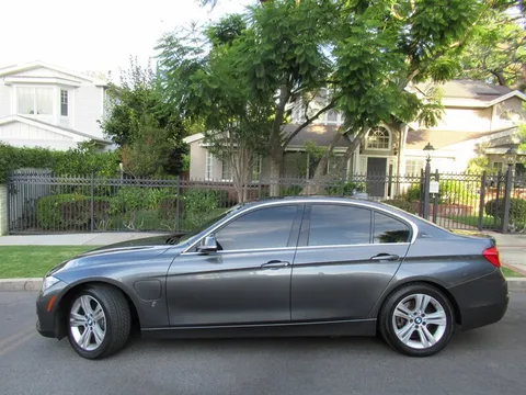 2018 BMW 3 Series 330e iPerformance