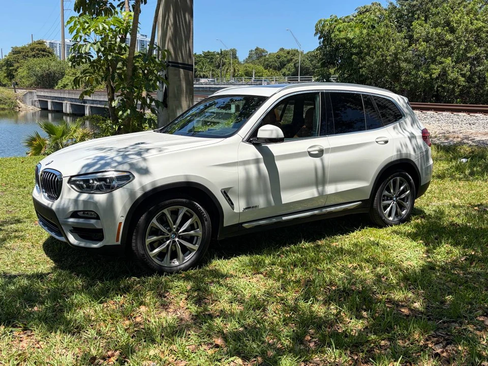 2018 BMW X3 - Image 5 of 18