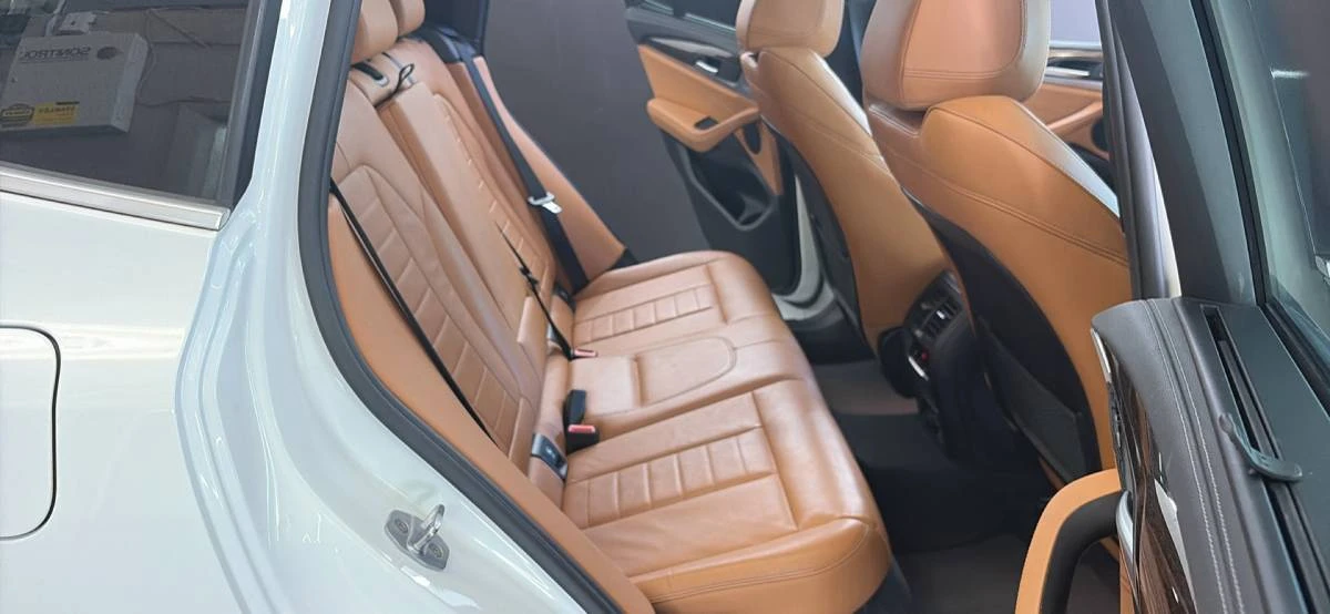 2018 BMW X3 - Image 9 of 18