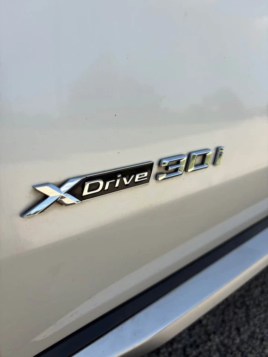 2018 BMW G01 X3 - Image 9 of 17