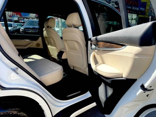 2018 BMW F15 X5 - Image 14 of 21