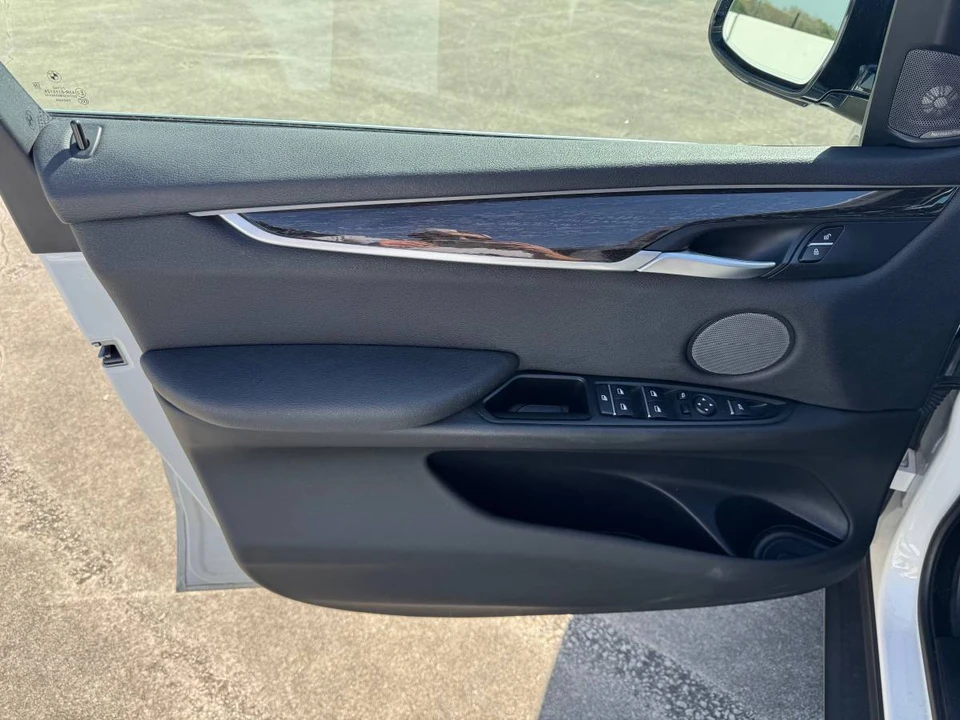 2018 BMW X5 - Image 14 of 23