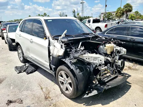 2018 BMW X5 xDrive35i Sport Utility 4D
