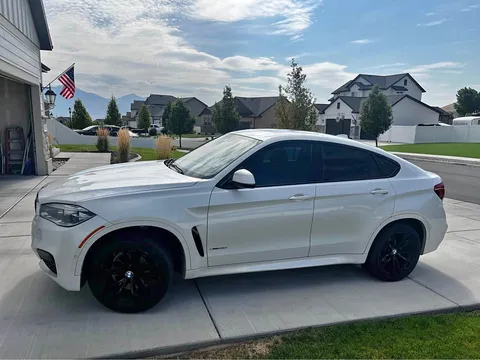 2018 BMW X6 xDrive35i Sport Utility 4D