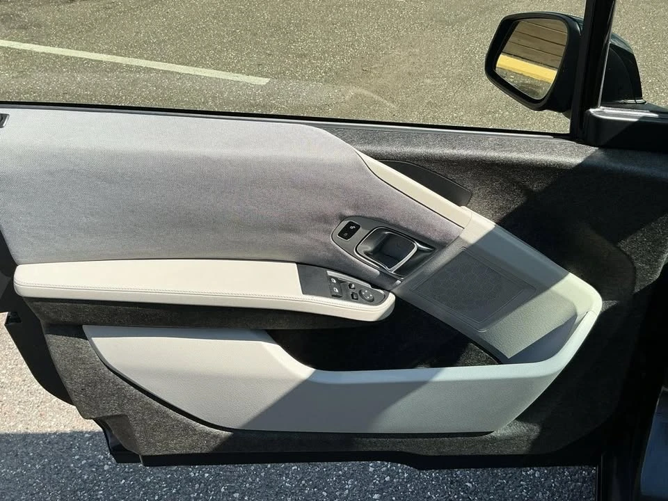 2018 BMW i3 - Image 19 of 19