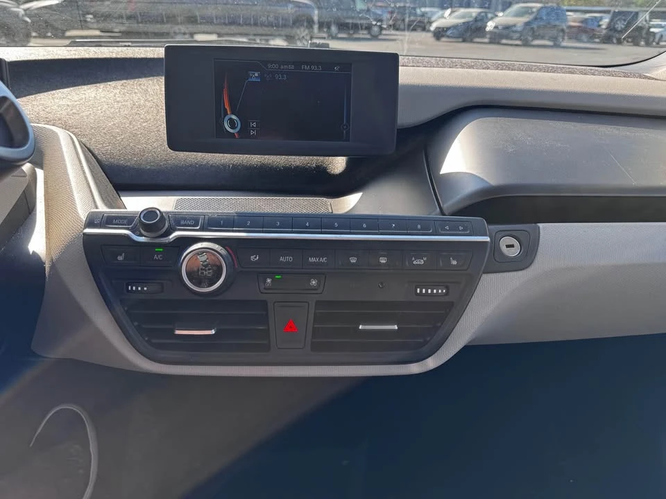 2018 BMW i3 - Image 7 of 9