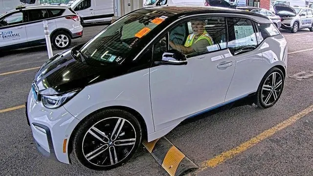 2018 BMW i3 94 Ah w/Range Extender