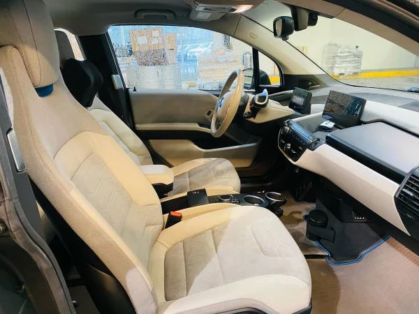 2018 BMW i3 - Image 9 of 12