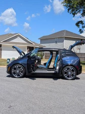 2018 BMW i3 - Image 11 of 21