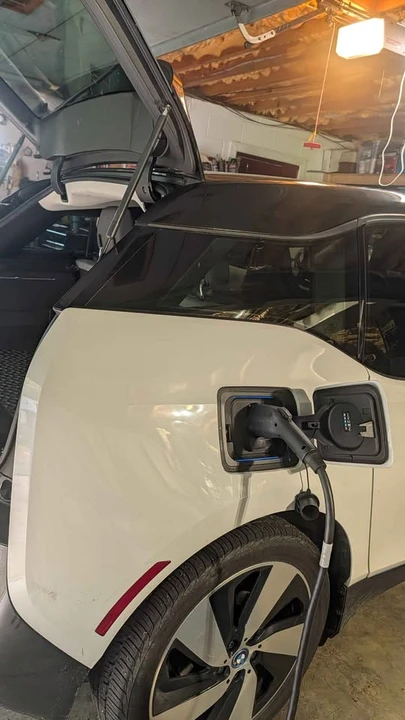 2018 BMW i3 - Image 8 of 20
