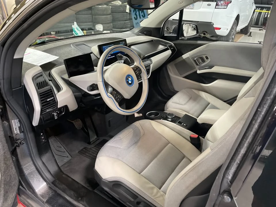 2018 BMW i3 - Image 6 of 7