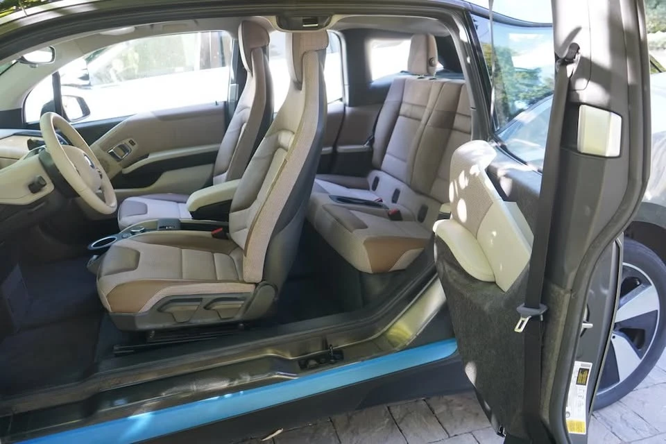 2018 BMW i3 - Image 8 of 14