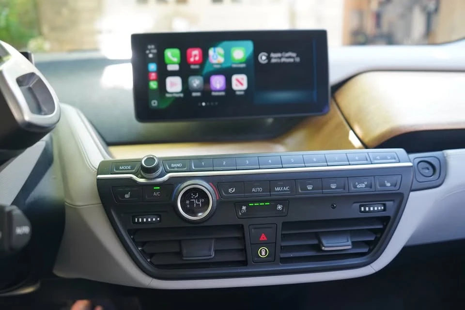 2018 BMW i3 - Image 7 of 14