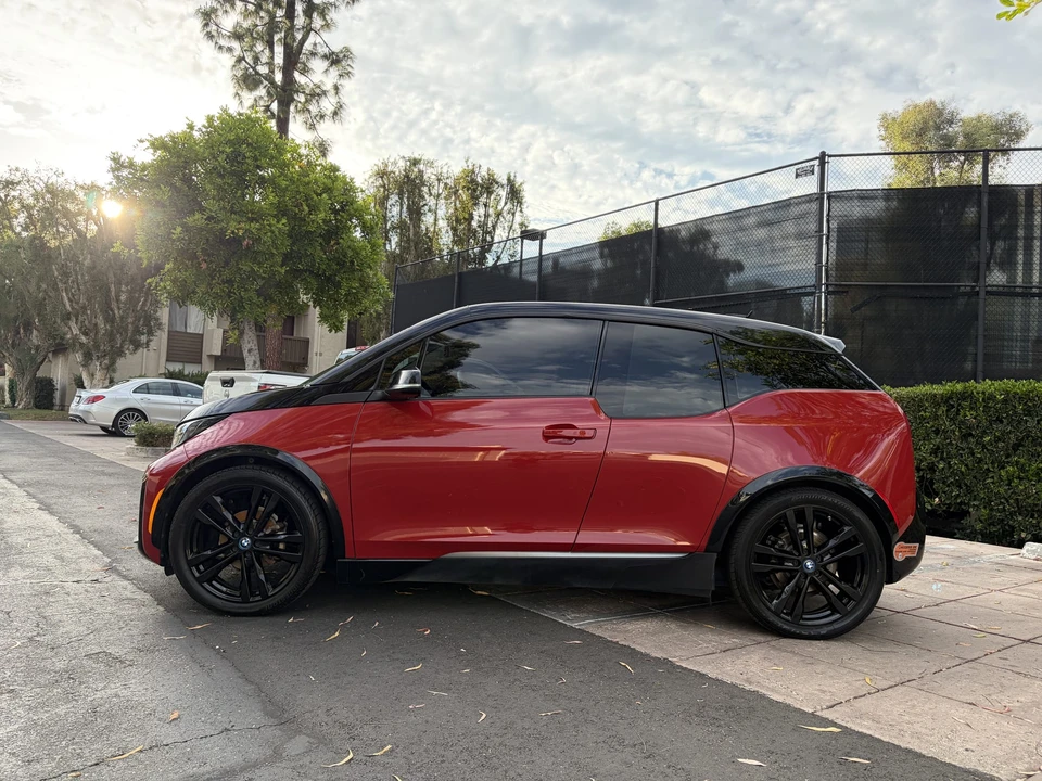 2018 BMW i3 - Image 9 of 31