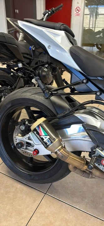 2018 BMW S1000 - Image 5 of 7