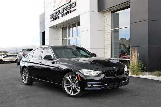 2018 BMW 3 Series 330i xDrive