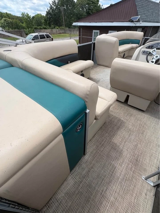 2018 Bentley - Image 16 of 20