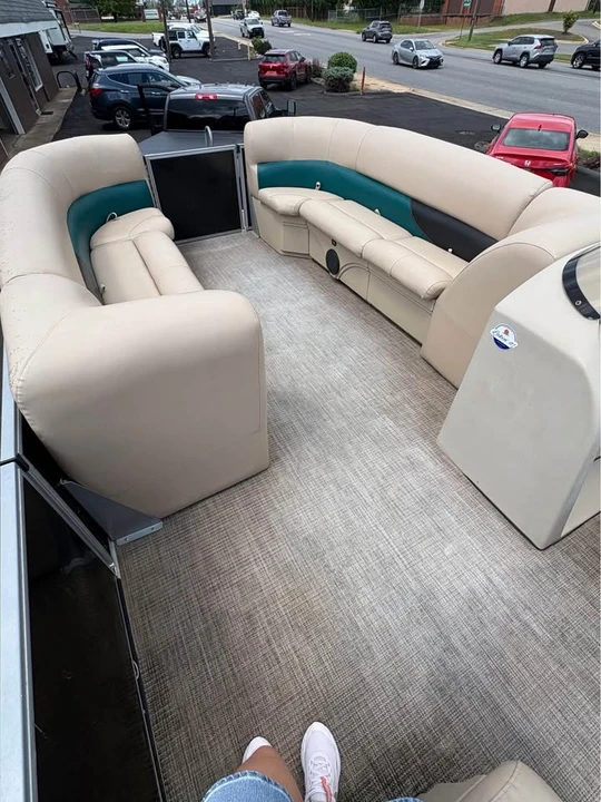 2018 Bentley - Image 11 of 20