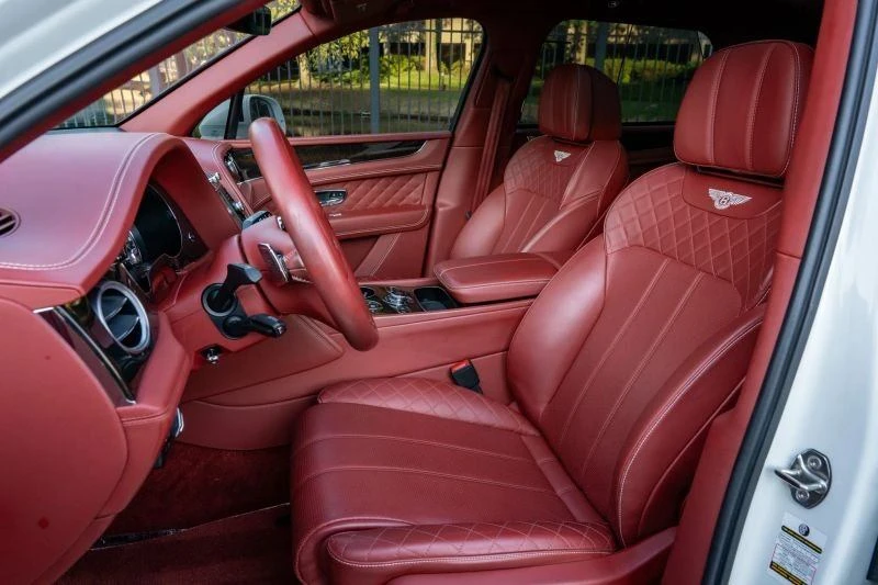 2018 Bentley Bentayga - Image 11 of 20