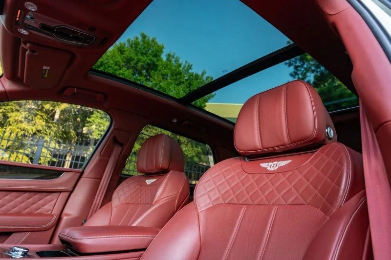2018 Bentley Bentayga - Image 12 of 20