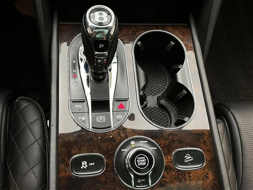 2018 Bentley Bentayga - Image 7 of 10