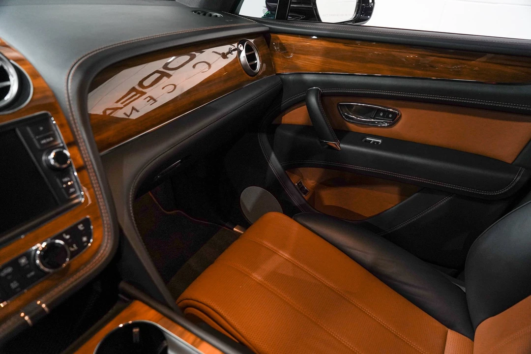 2018 Bentley Bentayga - Image 13 of 31