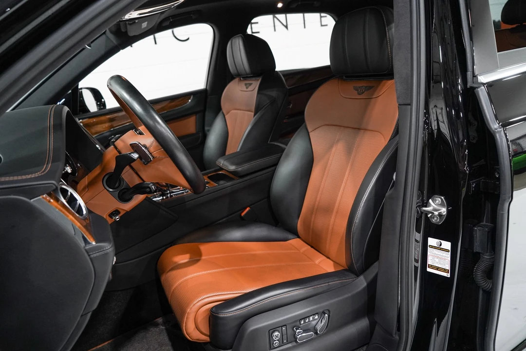 2018 Bentley Bentayga - Image 9 of 31
