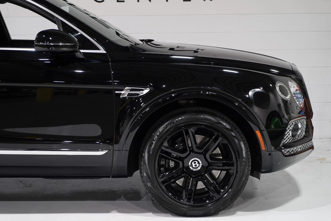 2018 Bentley Bentayga - Image 23 of 31