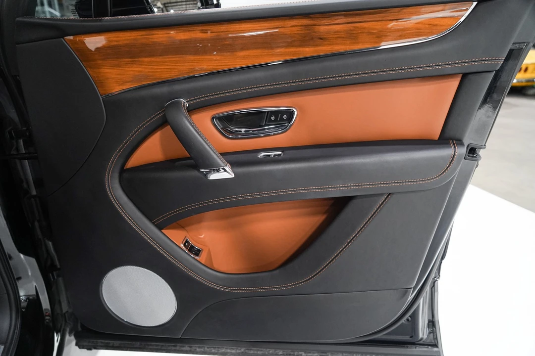 2018 Bentley Bentayga - Image 20 of 31
