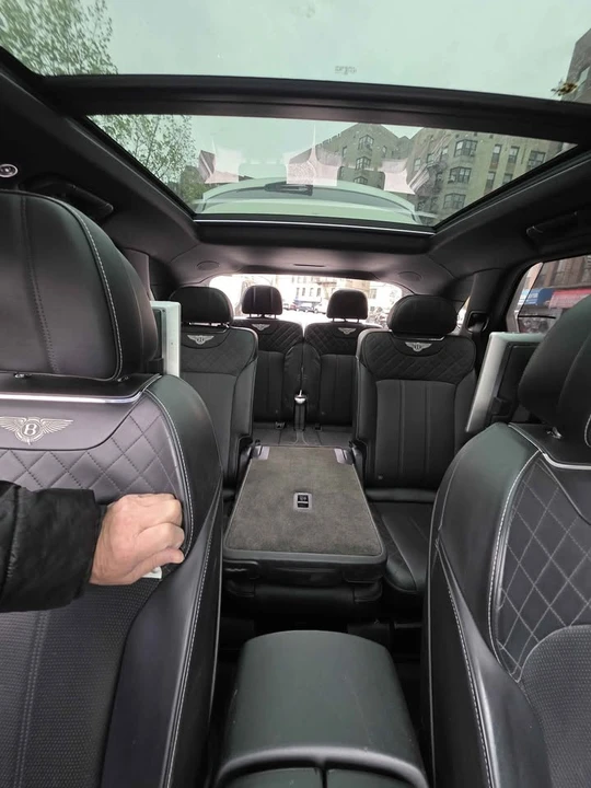 2018 Bentley Bentayga - Image 11 of 11