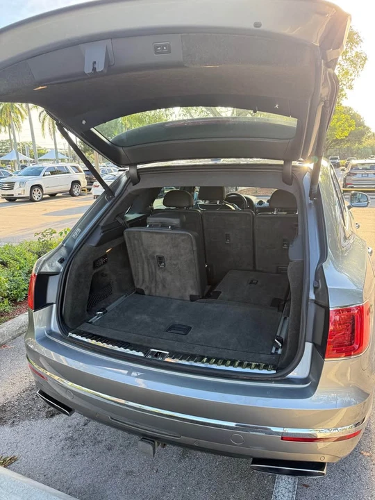 2018 Bentley Bentayga - Image 12 of 20