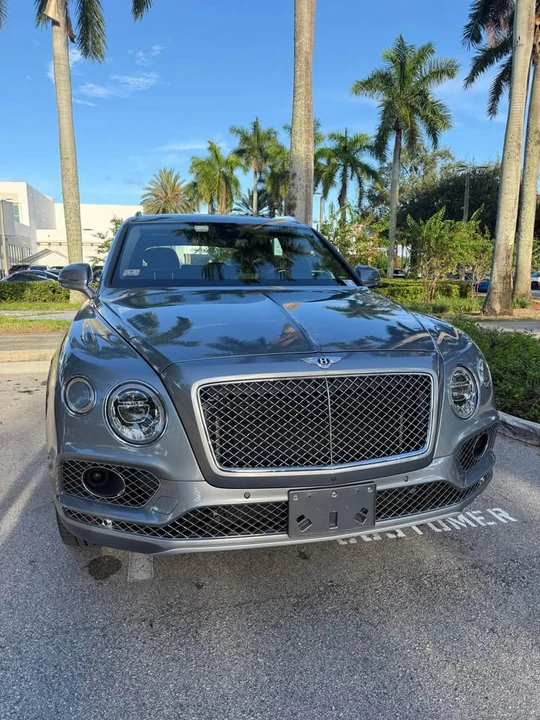 2018 Bentley Bentayga - Image 4 of 20