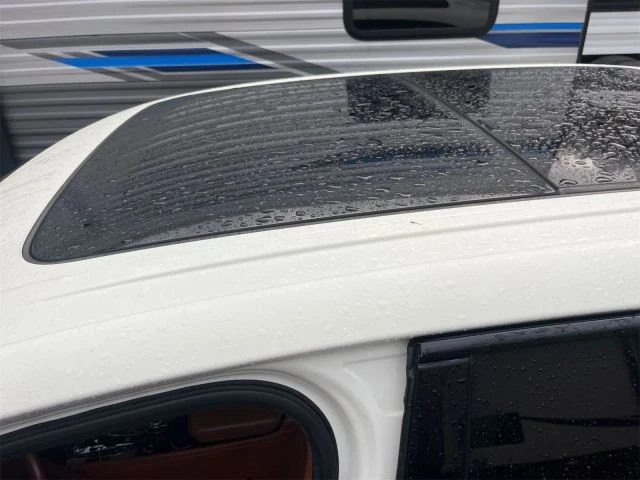 2018 Bentley Bentayga - Image 7 of 17