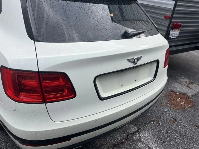 2018 Bentley Bentayga - Image 5 of 17