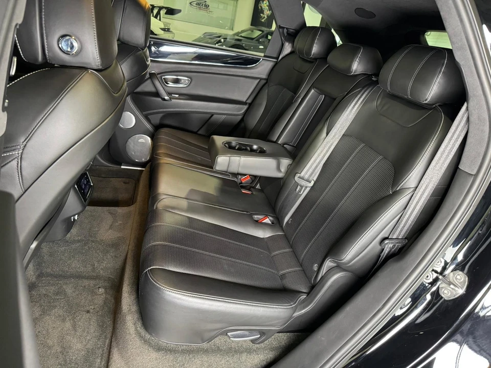 2018 Bentley Bentayga - Image 12 of 12