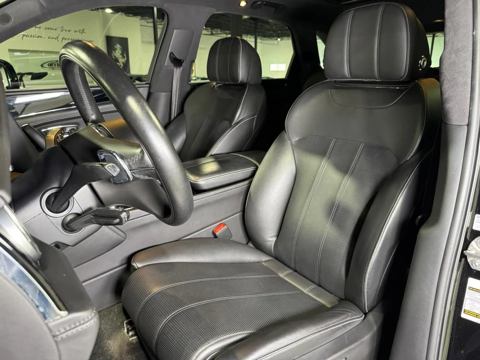 2018 Bentley Bentayga - Image 10 of 12