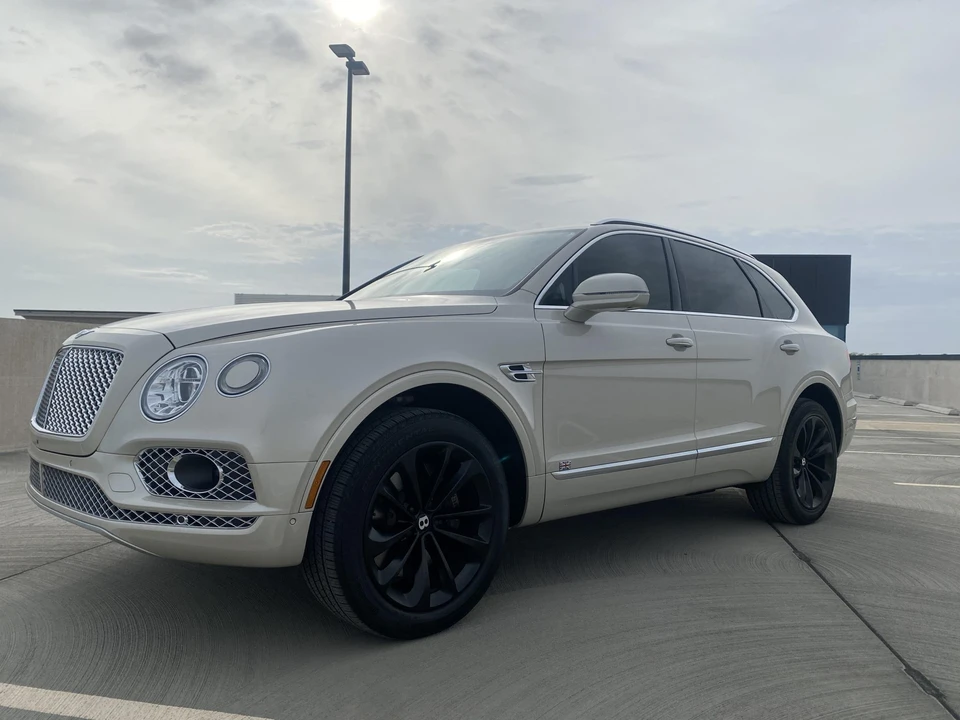 2018 Bentley Bentayga - Image 3 of 31