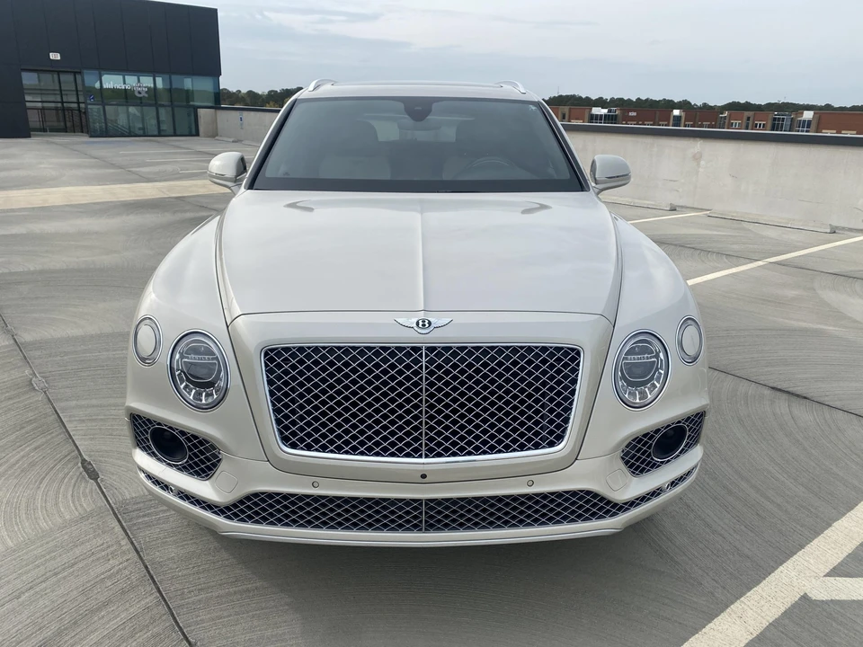 2018 Bentley Bentayga - Image 11 of 31