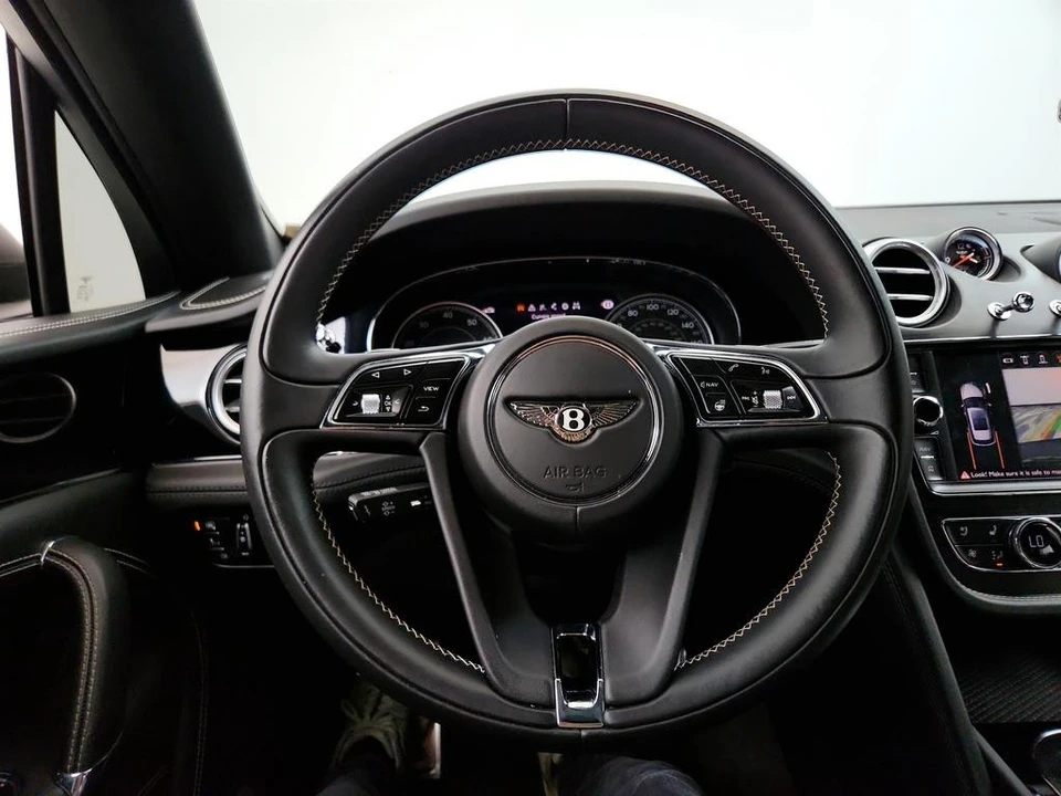 2018 Bentley Bentayga - Image 18 of 31
