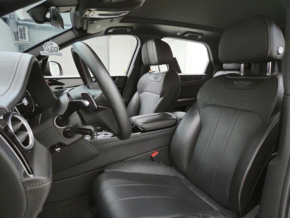 2018 Bentley Bentayga - Image 14 of 31