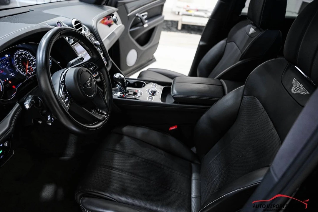 2018 Bentley Bentayga - Image 10 of 12