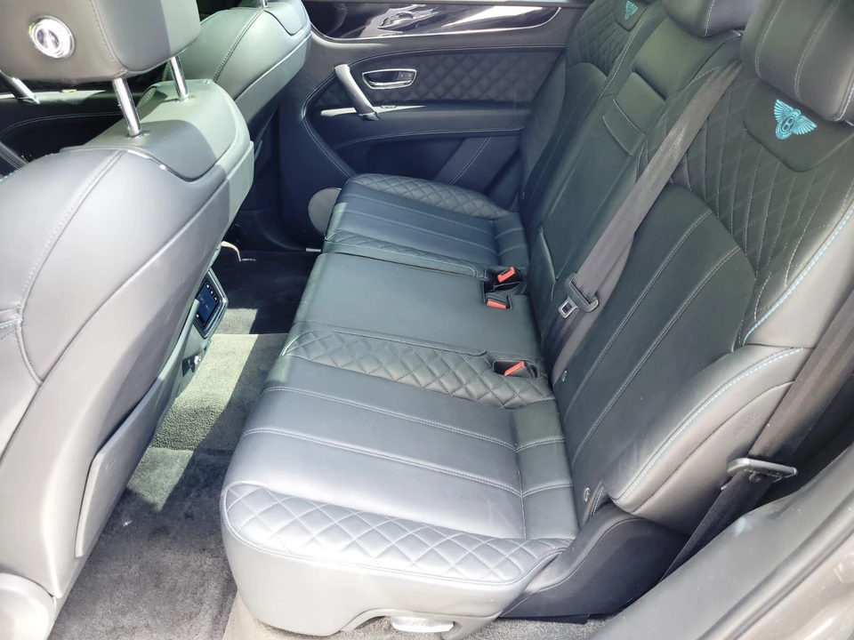 2018 Bentley Bentayga - Image 13 of 22