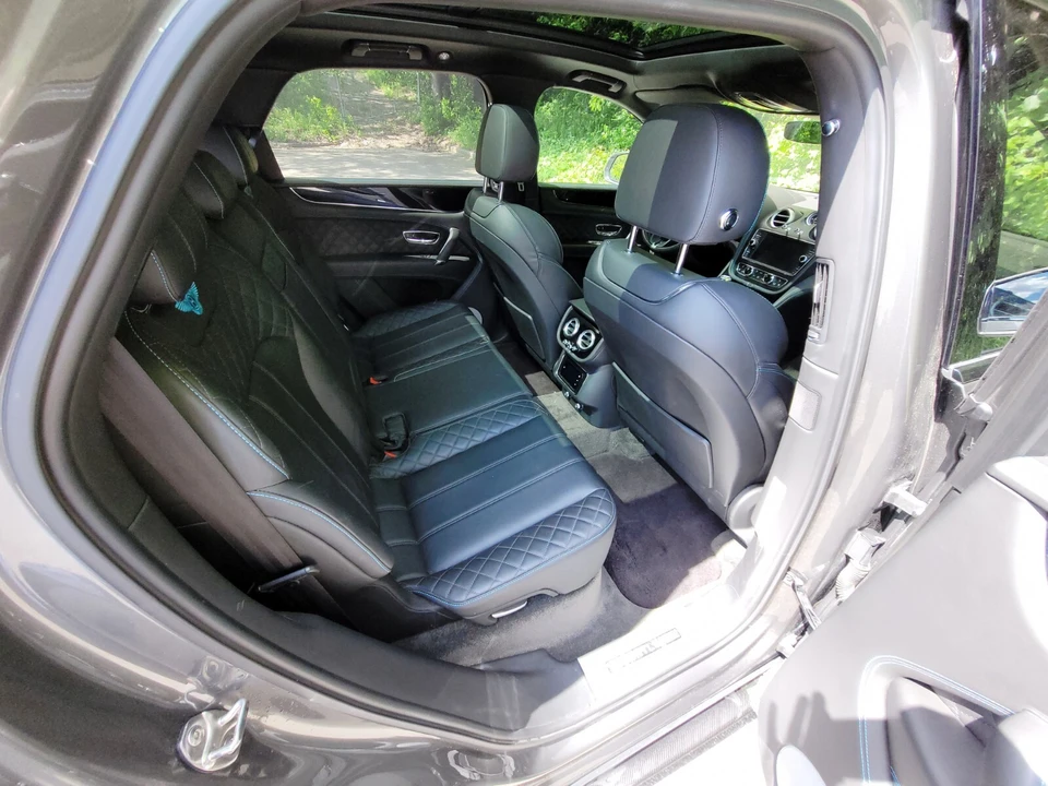 2018 Bentley Bentayga - Image 14 of 22